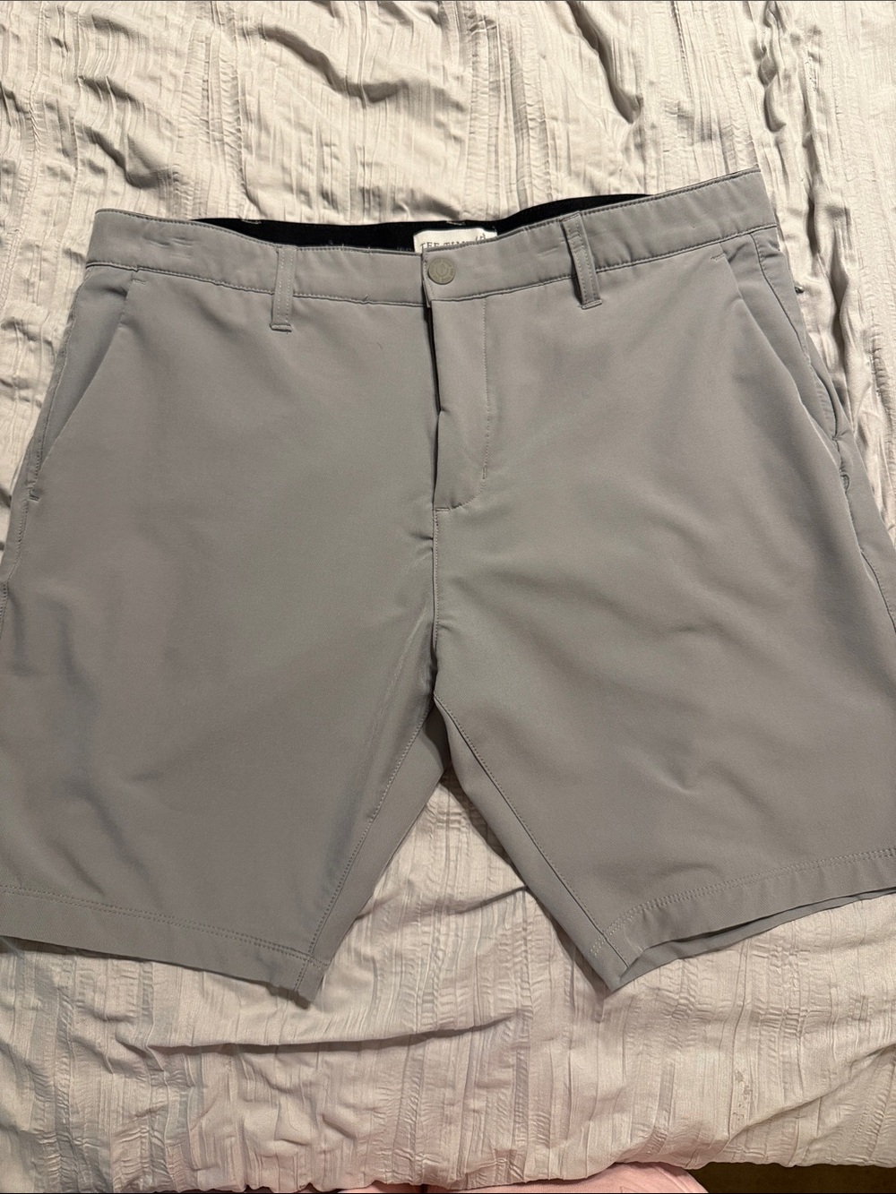Men's Flat-Front Light Gray Performance Shorts